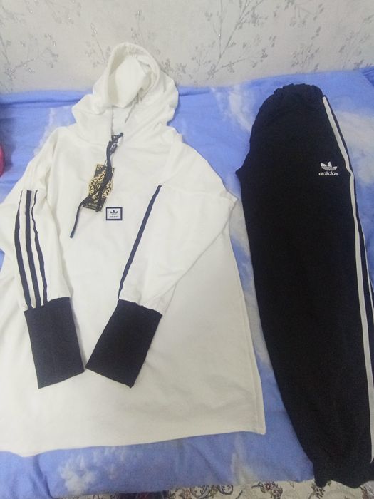 Sport kiyimlari yangi спортивная одежда новая ADIDAS