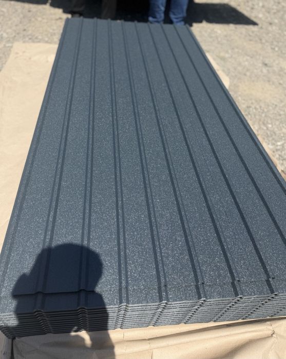 Tabla cutata colorată și zincata 
Maro Mat și Lucios 
Gri Mat 
0.2  18 lei 
0.3 27 lei 
0.4 35 lei