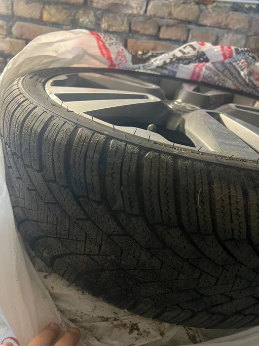 Продам комплект колес Р17 веста