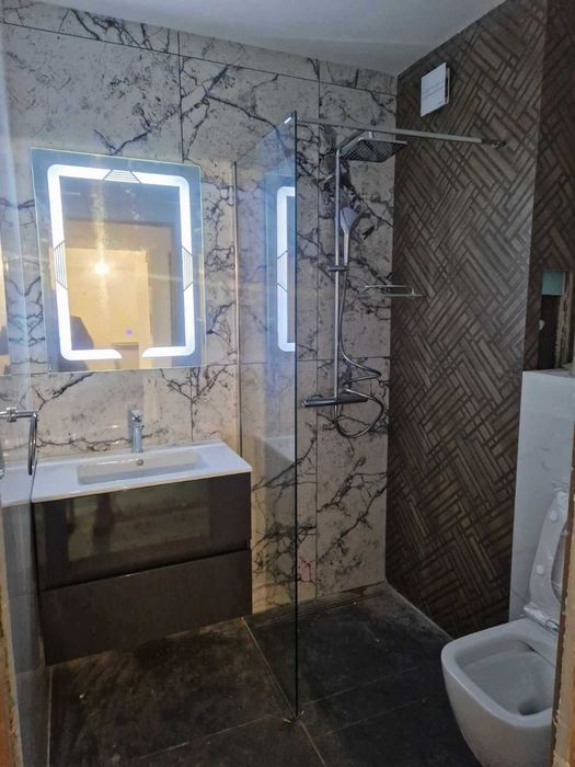 Дава се под наем Двустаен апартамент в Варна, Център - 55 кв.м за 600 € - Снимка #3