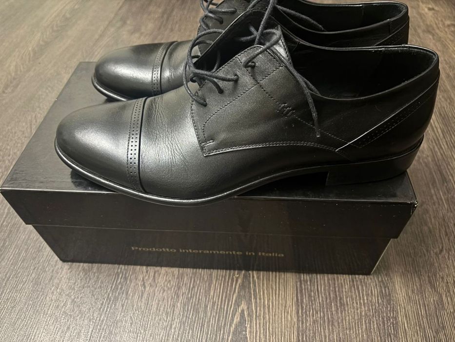 Продам мужские туфли