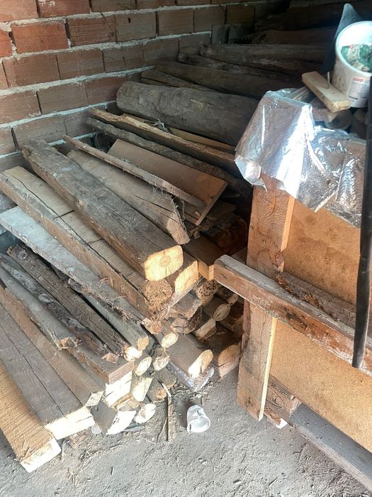 Сухи Дърва за огрев 6 кубика