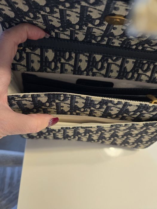 Налична Dior топ качество