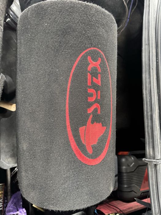 Продам сабвуфер с усилителем