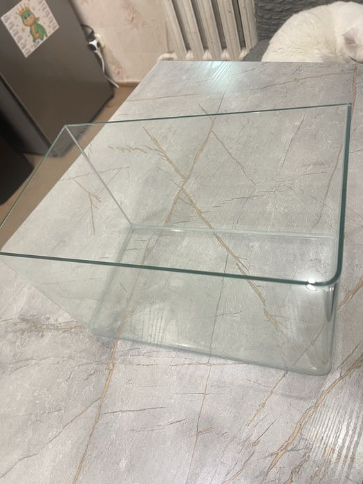 Продам заводской Аквариум на 22 литра