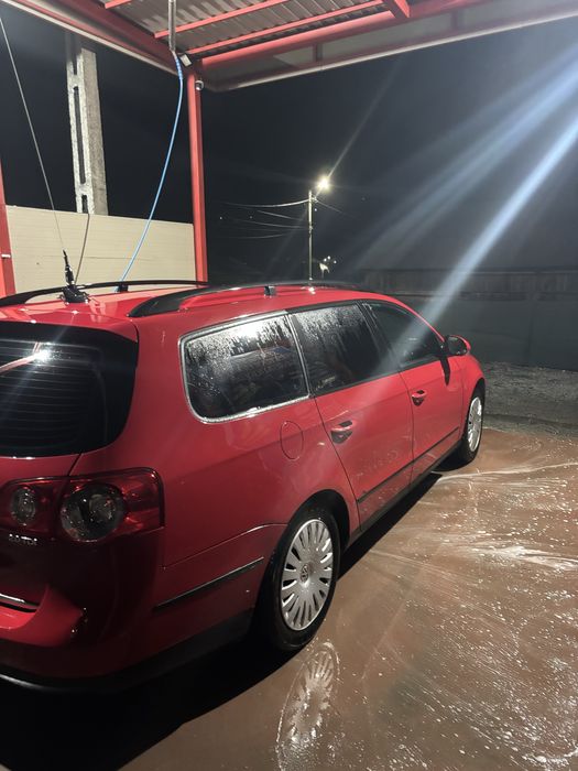 Vând passat b6.