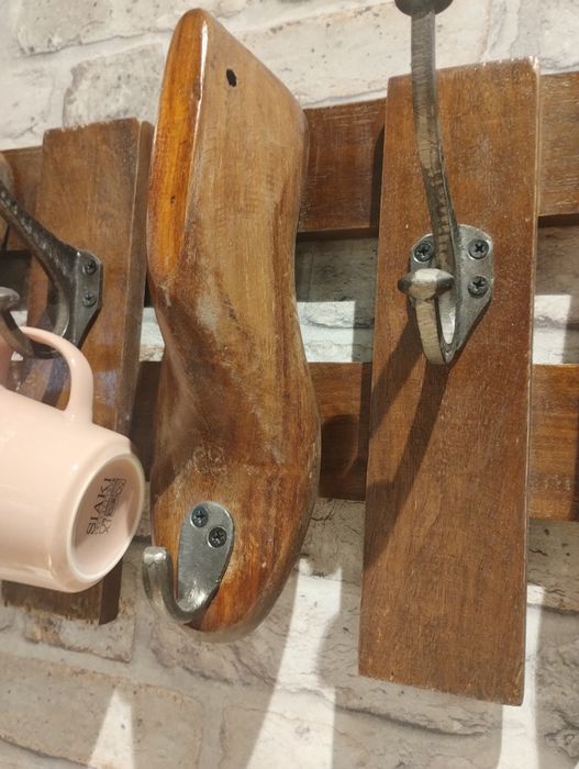 Уникална винтидж закачалка