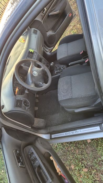 VW Golf 2003,1.4 benzină