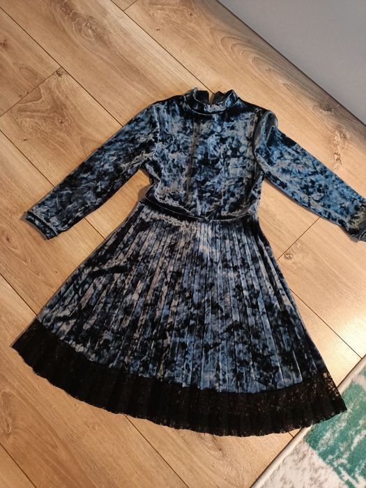 Rochiță superbă, Reserved mărimea 110