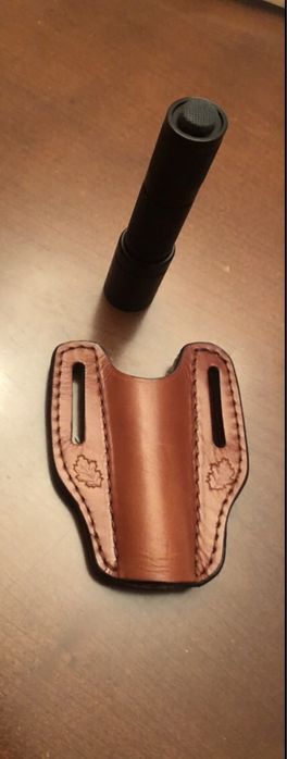 Кожен калъф за фенер