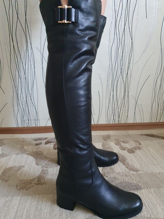 Кожаные сапоги высокие