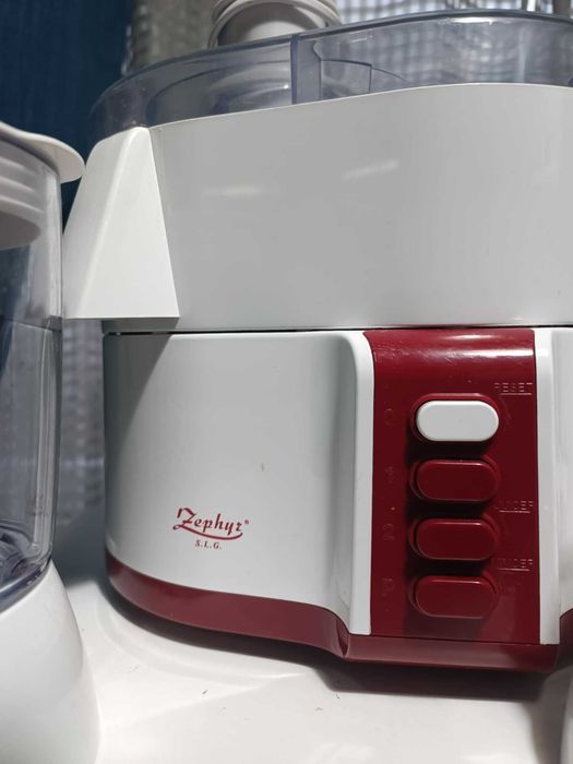 Сокоизстисквачка 4 в 1 ZEPHYR и pulse функция, блендер, 2 мелнички