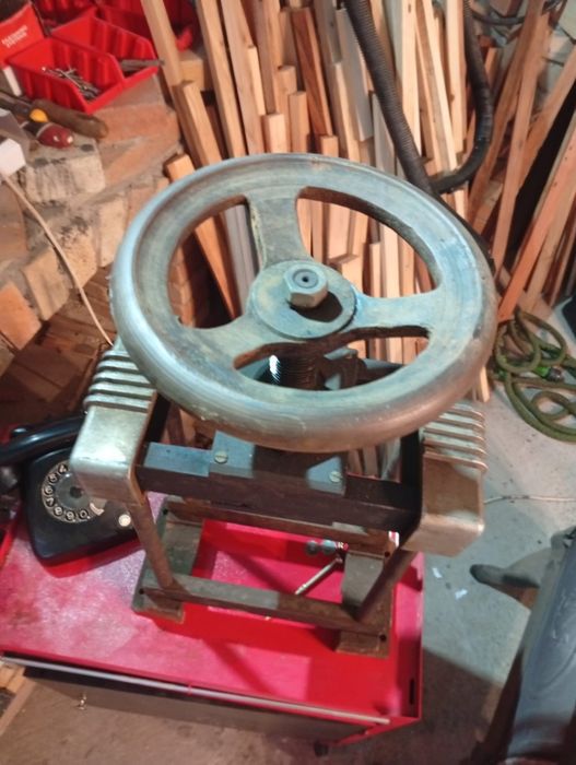 Dulap metalic scule  organizator diverse