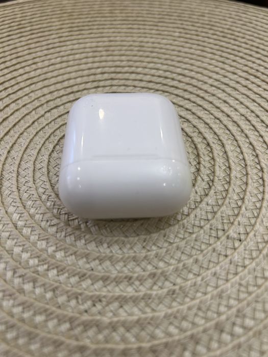 Apple AirPods  2