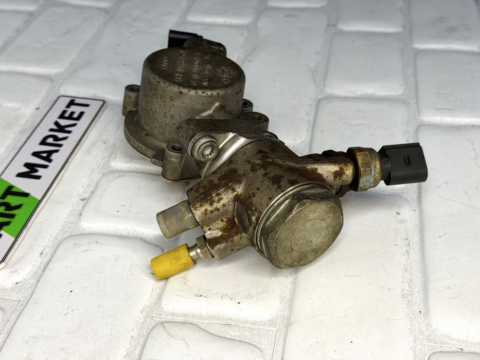 Помпа високо налягане AUDI 3.0TFSI 07L026J 06E103535A