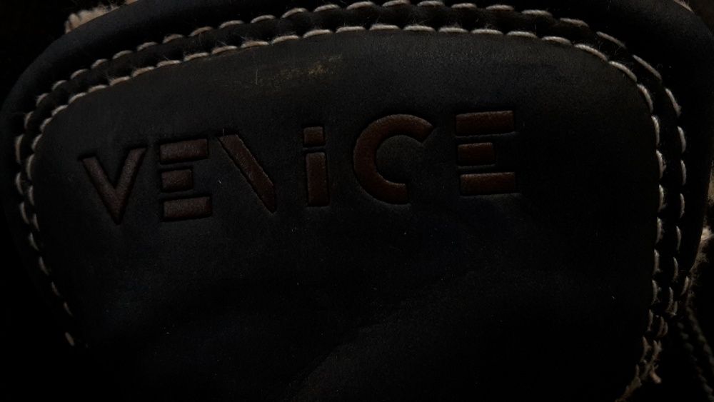 Детски боти за момче