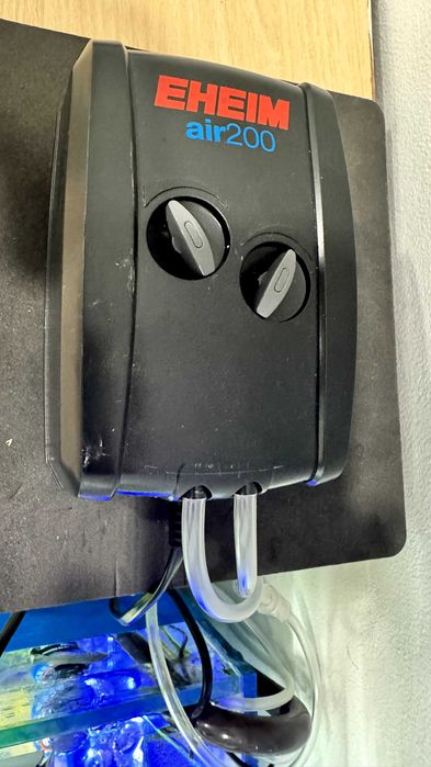 АКВАРИУМ - 180 литра напълно оборудван заедно с рибките и шкаф