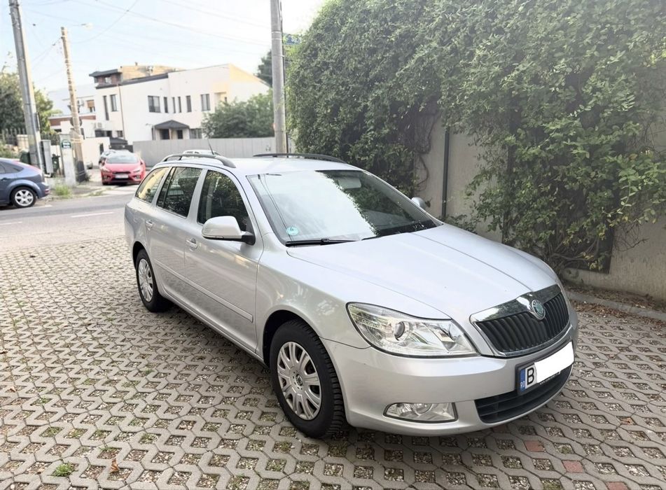 SKODA Octavia 2011