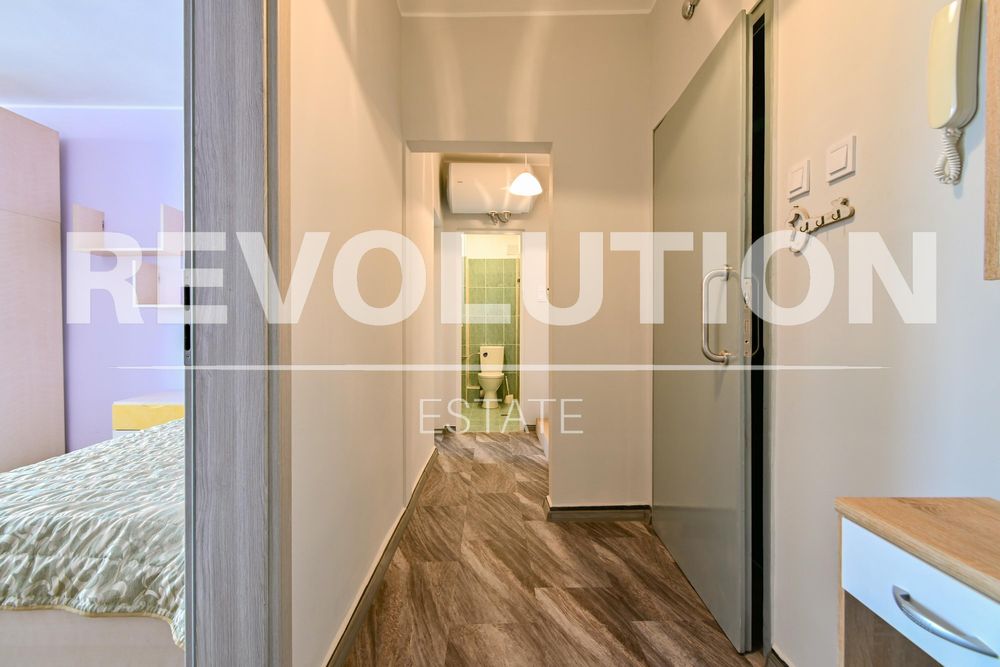 Дава се под наем Тристаен апартамент в София, Медицинска академия - 70 кв.м за 600 € - Снимка #8