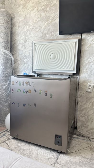 Продаеться морозильник  .