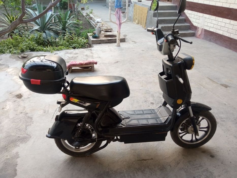 Elkro skuter sotiladi