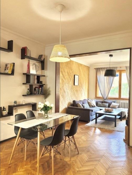 Дава се под наем Двустаен апартамент в София, Център - 90 кв.м за 996.03 € - Снимка #2