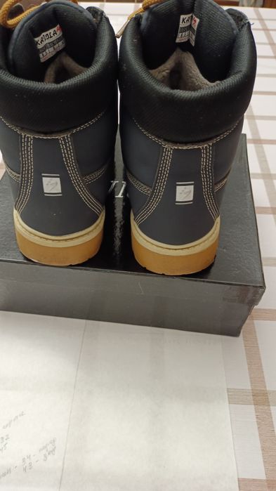 Ботинки унисекс 40 размер