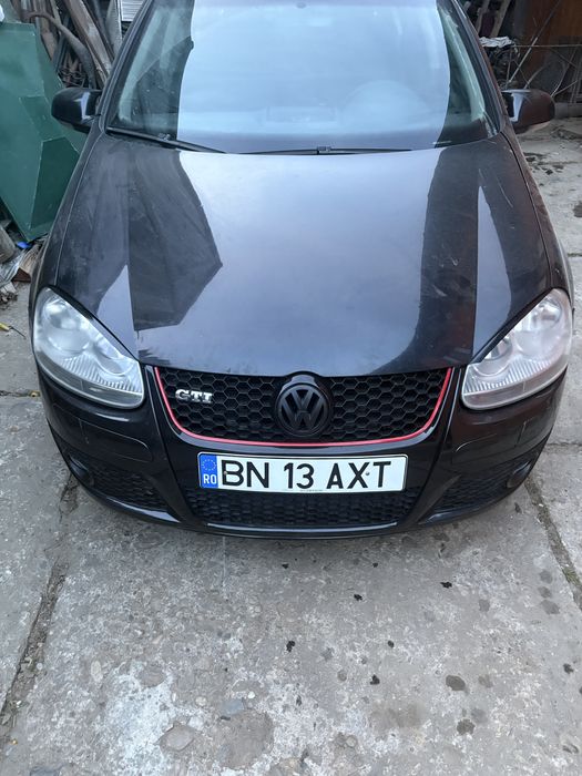 Vând golf 5 140 in stare foarte buna