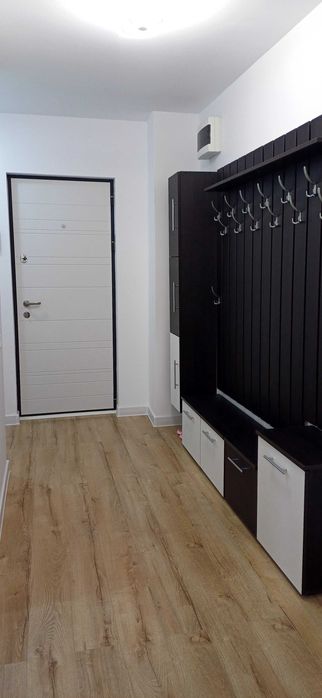 PROPRIETAR Închiriez apartament cu 2 camere  60mp