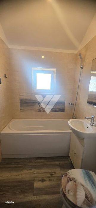 Apartament 2 camere etaj 3 bloc cu acoperis Cisnadie, Sibiu