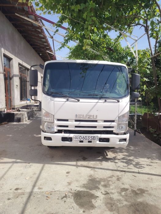 Isuzu SNJ yili2014