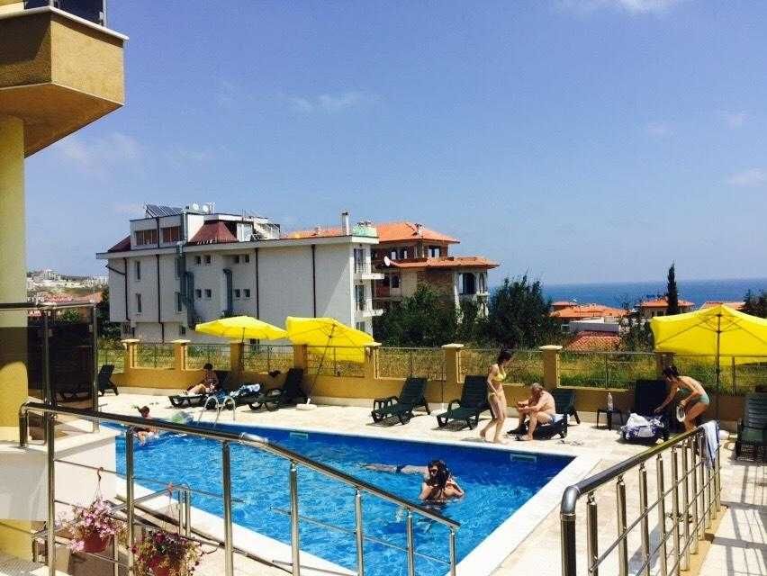 Продава се Двустаен апартамент в Бяла - 139 кв.м за 770 €/кв.м - Снимка #14