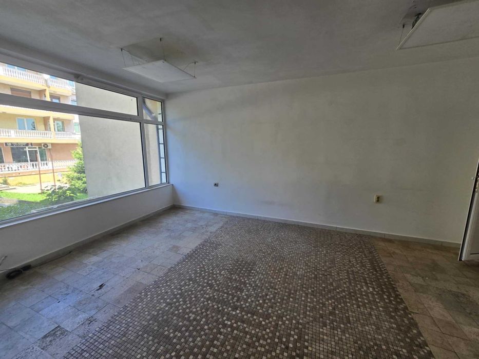 Продава се Магазин в Велико Търново, Център - 61 кв.м за 1786 €/кв.м - Снимка #10