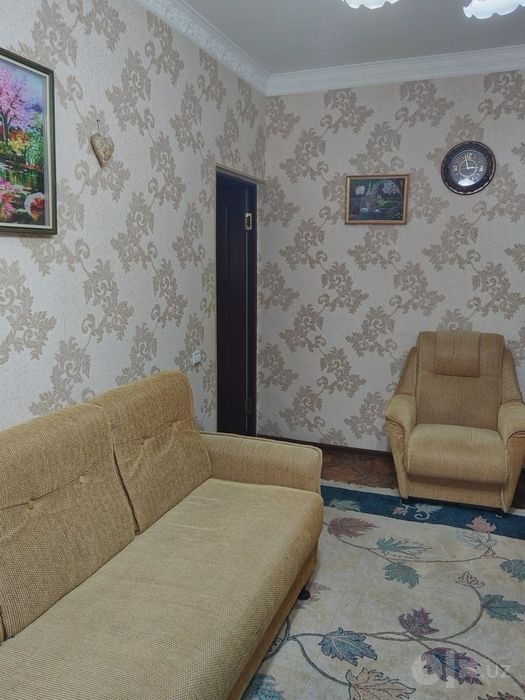 Продаётся 1/3/4 - Чирчик, 10 микрорайон, Хавас