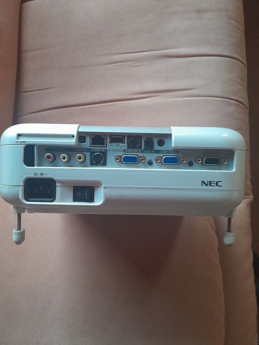 Videoproiector NEC