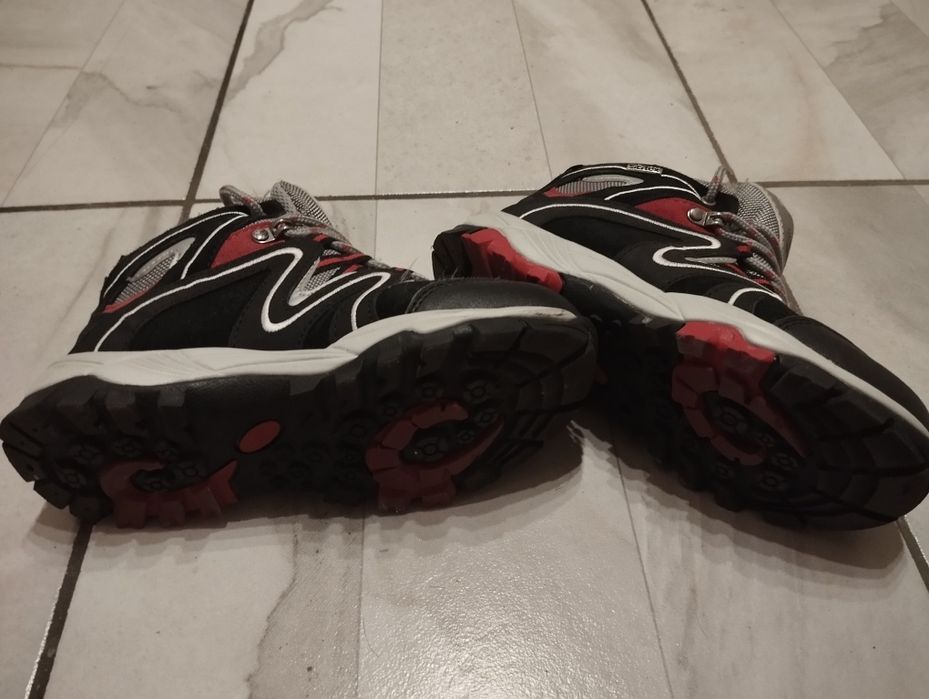 Маркови детски боти N 32