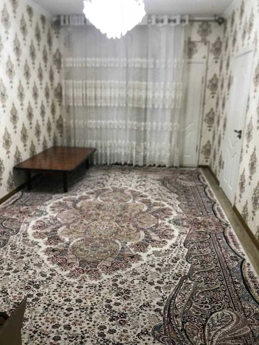 СРОЧНО !! Продаётся квартира в Яшнабаде 2/4/4 ( 47 кв/м ) Авиасозлар 3