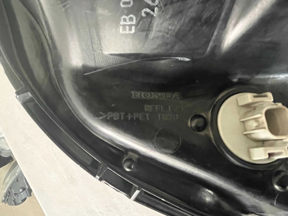 Far dreapta xenon Honda Civic Sedan dupa 2011 original Europa