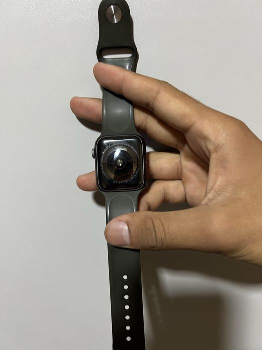 I  Watch 4 44 mm