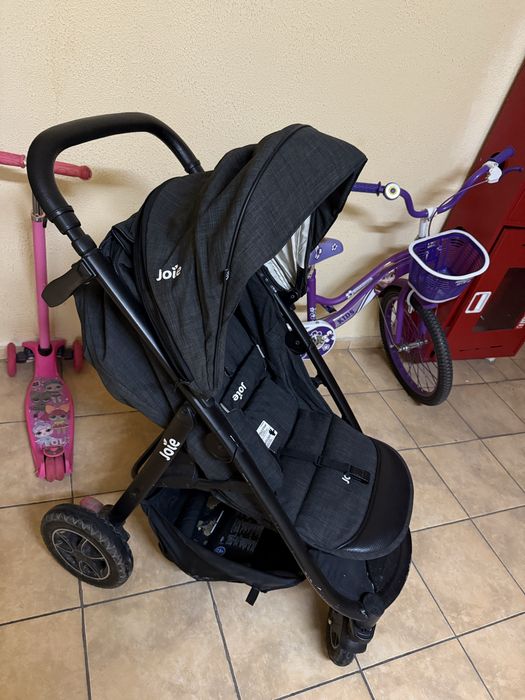 Коляска joie в отличном состоянии
