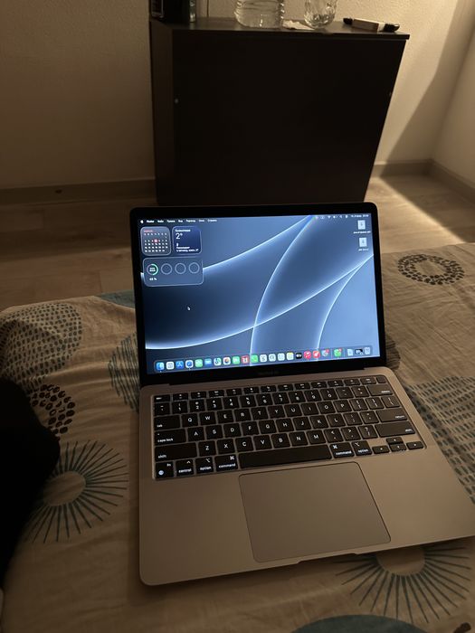 Макбук эйр 13 М1