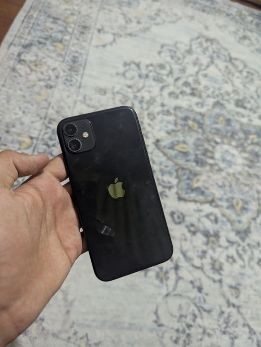 iPhone 11 заблокированный
