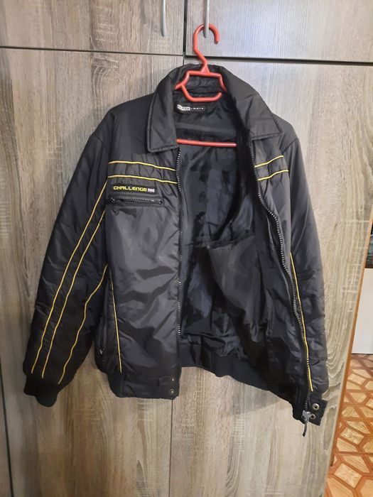 Продам куртки пакет