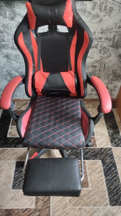 Продам кресло игровое