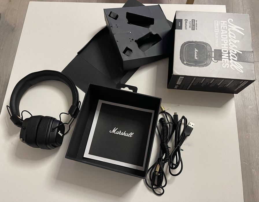 Casti Marshall major 2 Bluetooth  cutie cabluri