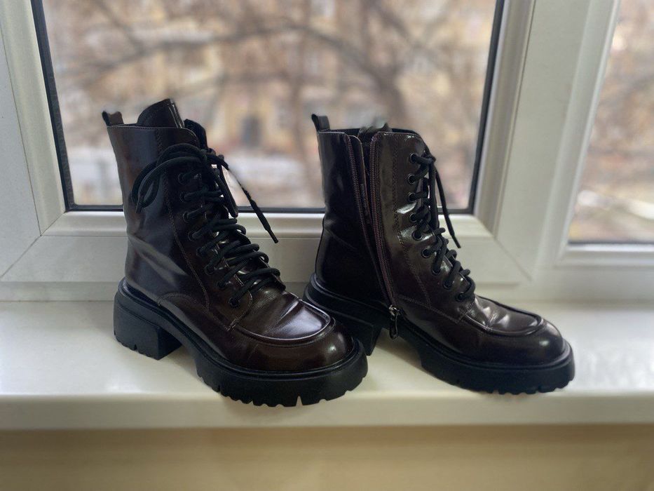 Зимние высокие ботинки