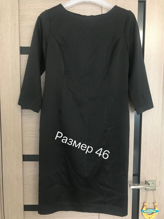 Платья новые с этикетками