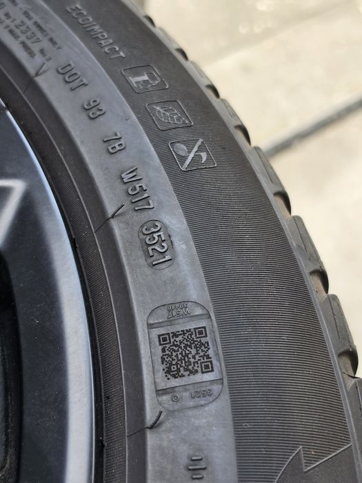 4 Броя 275/45/20 Pirelli 2x6,5mm 2x5,2mm RunFlat