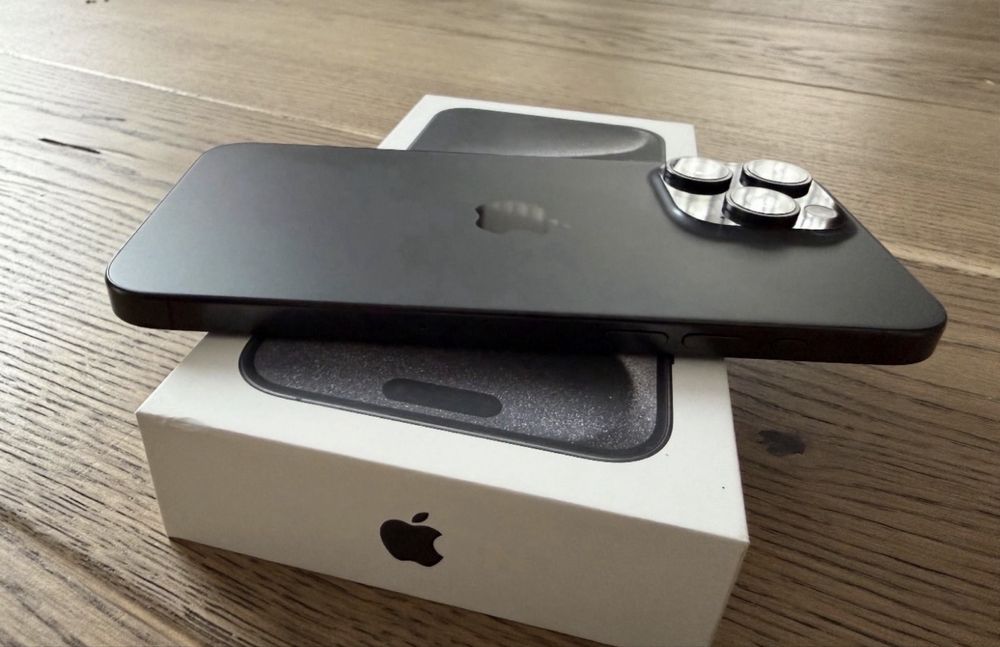 iphone 15 PRO  256 GB  98% Bateria  Accept Schinburi