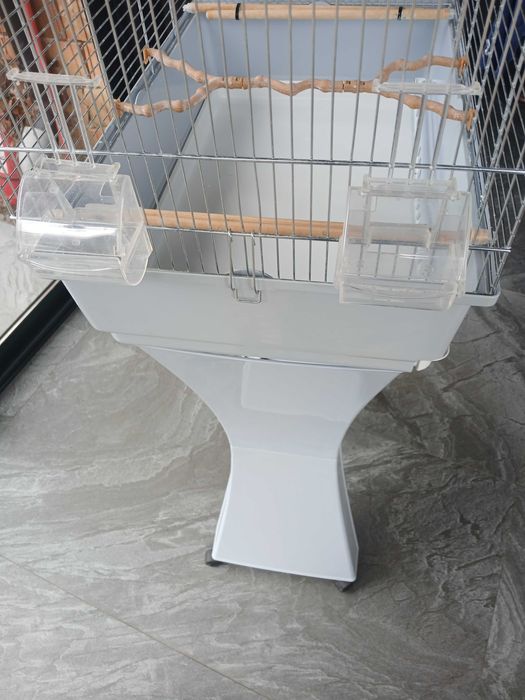 Colivie papagali cu accesori